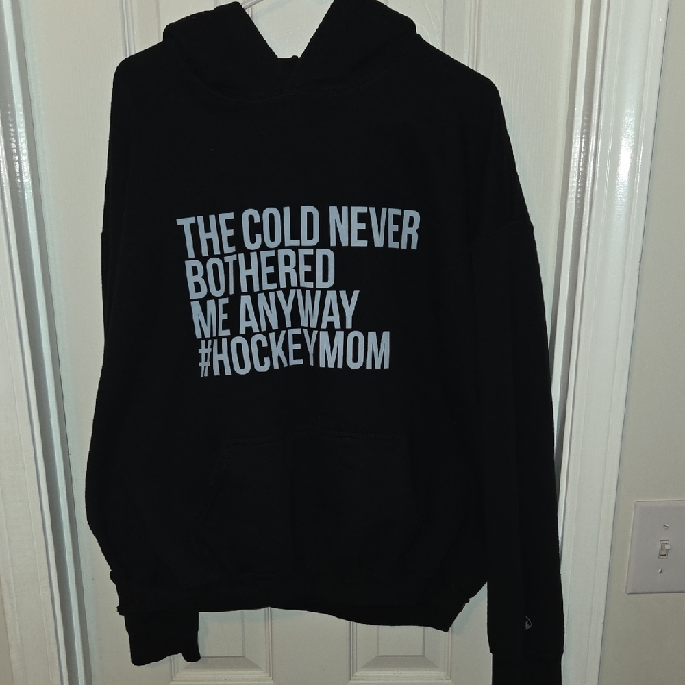 Black Hoodie Hoxkey Mom